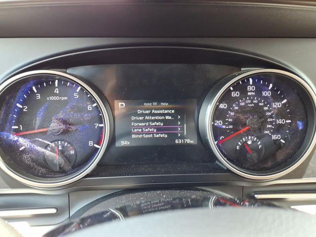 2024 Kia Carnival LX