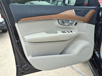 2021 Volvo XC90 T5 Momentum